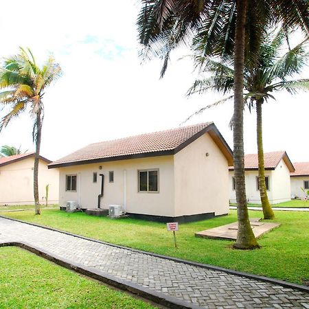 Ramada Resort Accra Extérieur photo