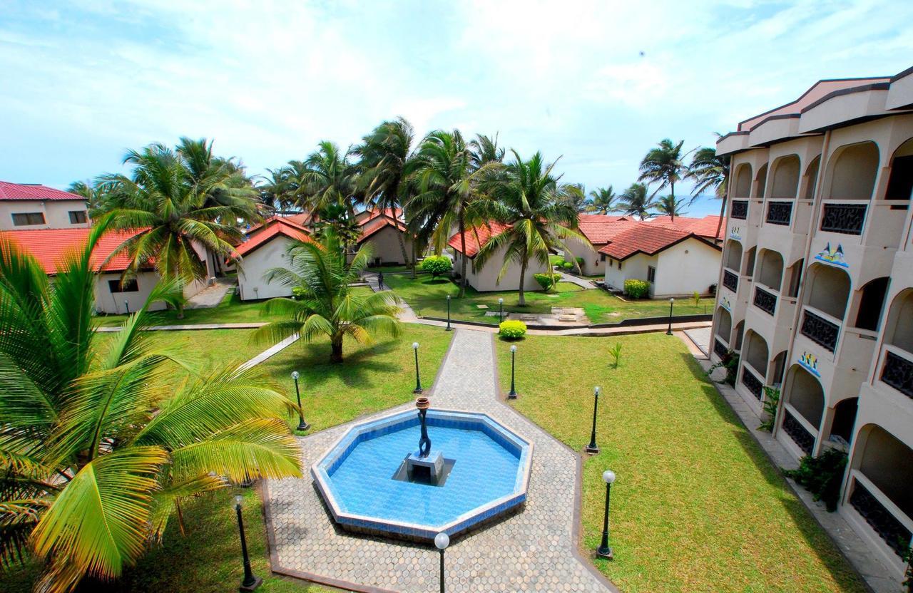 Ramada Resort Accra Extérieur photo
