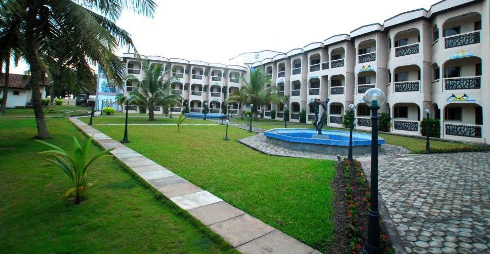 Ramada Resort Accra Extérieur photo