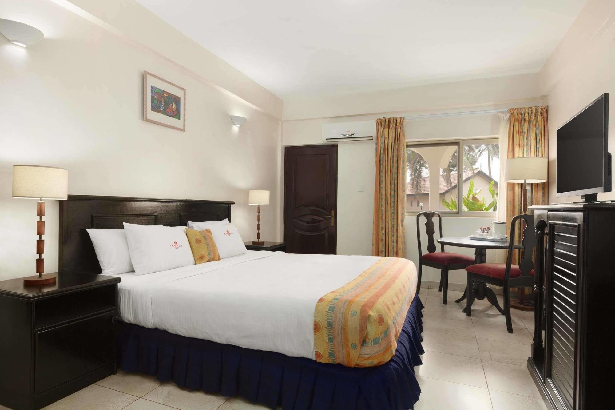 Ramada Resort Accra Extérieur photo