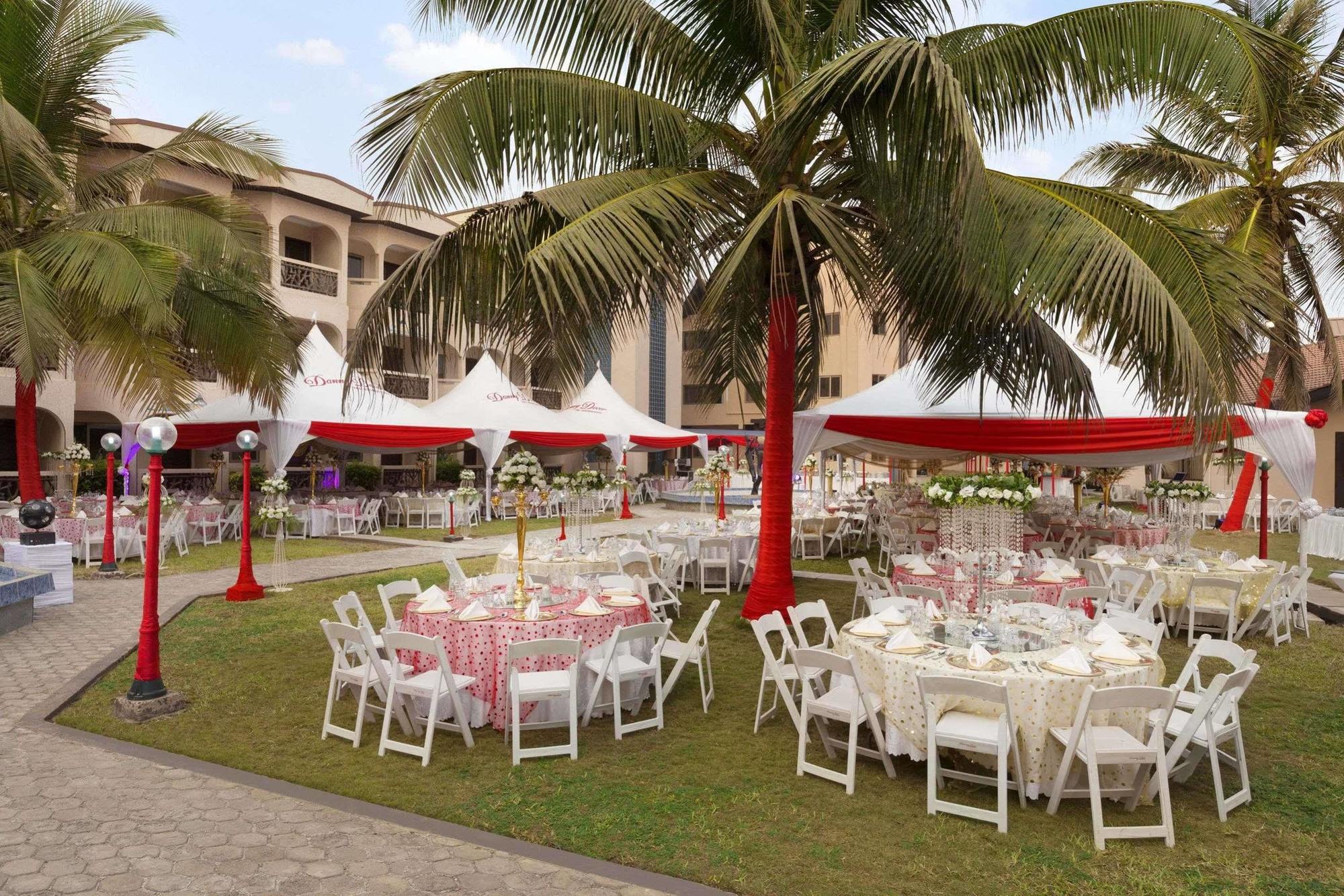 Ramada Resort Accra Extérieur photo